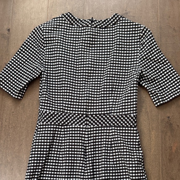 EUC Banana Republic Black and White Patterned Midi Dress - Picture 4 of 6